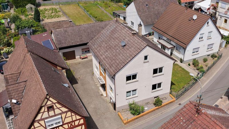 Viel Platz für neue Wohnideen – Einfamilienhaus mit großem Grundstück in Leimersheim